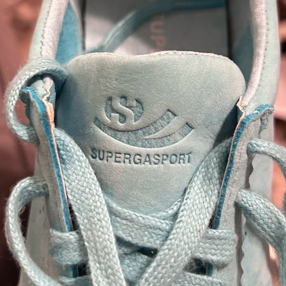 Superga 2843 Clubs in a light blue color. Unisex W 8 M 6.5